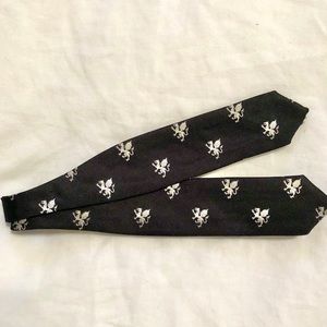 Brooks Brothers Black Pointed End Bow Tie